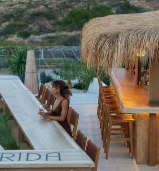 Irida Hotel