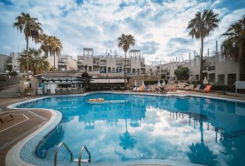 Los Olivos Beach Resort
