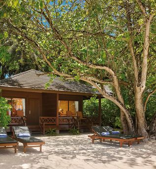 Royal Island Resort & Spa