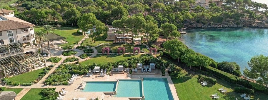 The St. Regis Mardavall Mallorca Resort 